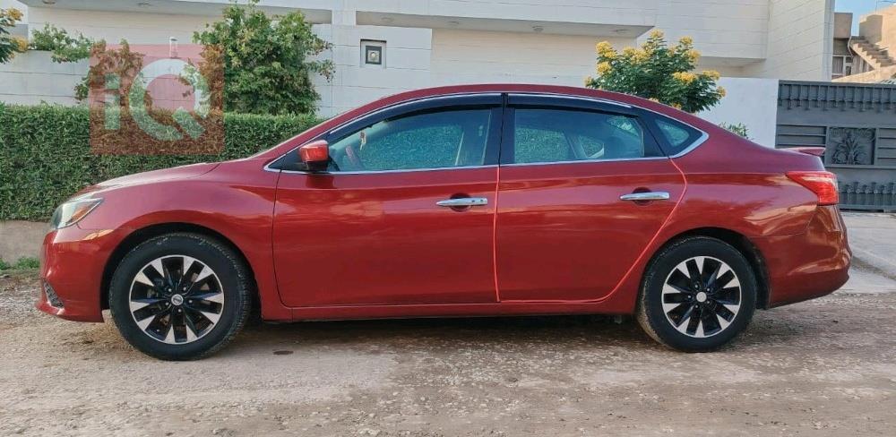 نیسان سێنترا